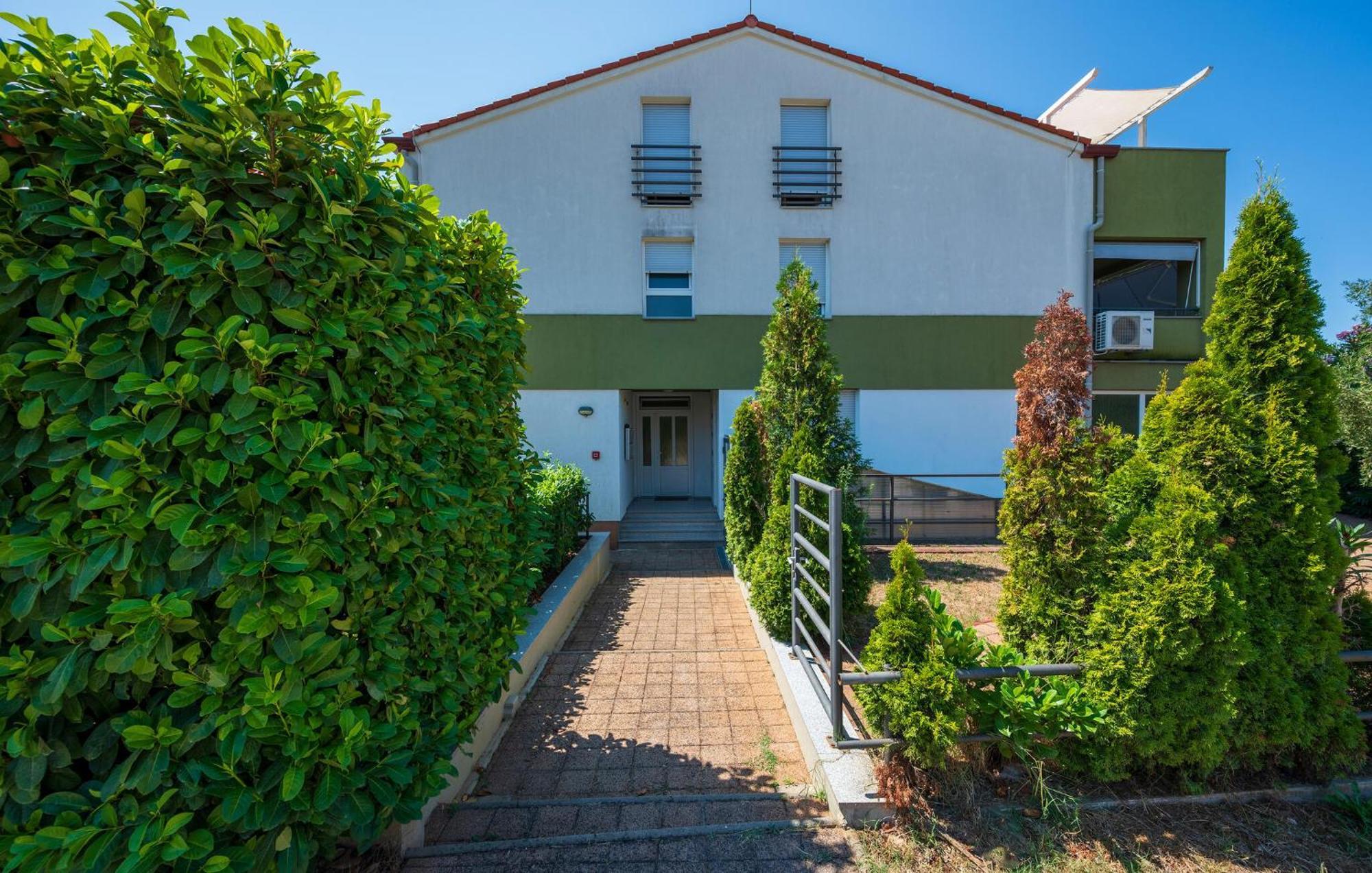 Apartment Amazing In Vranici With Wifi *
