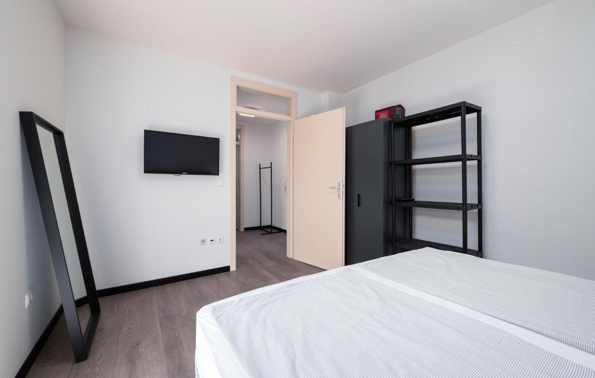 Amazing In Vranici With Wifi Apartment Poreč